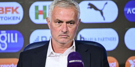 Jose Mourinho yine ortalığı karıştırdı