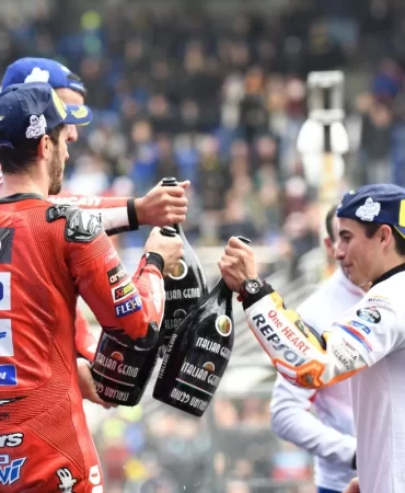 podio-ganador-marc-marquez-rep