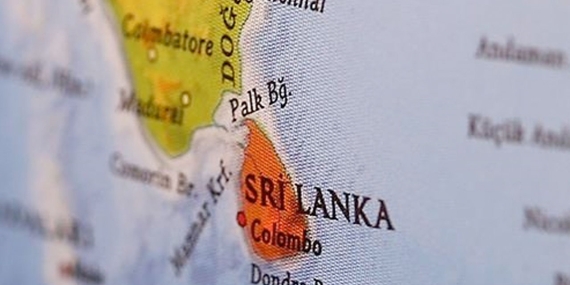 Sri Lanka'da yolcu otobüsü uçuruma yuvarlandı: 21 ölü