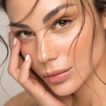 Yüzünüzdeki Asimetri Özgüveninizi Olumsuz Mu Etkiliyor?