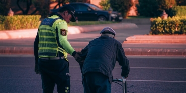Emekli-Polis-Ibrahim-Acilan8217dan-Turk-Polisine-Duygusal-Siir-featured
