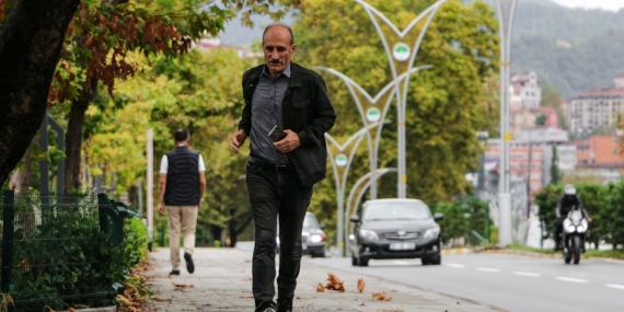 Geyve8217de-Kaldirimda-Yuruyen-17-Yasindaki-Enes-Akca-Can-Verdi-featured