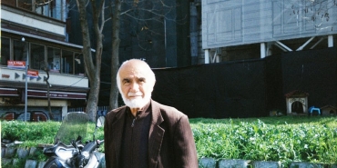 Geyve-Yasta-Deneyimli-Ogretmen-Niyazi-Demir-Kazada-Vefat-Etti-featured