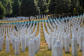 Sakarya-Buyuksehir8217den-Bayram-Oncesi-Mezarliklara-Kapsamli-Bakim-featured