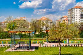 Ferizli-Parkindaki-Cop-Manzaralari-Vatandaslari-Isyan-Ettirdi-featured