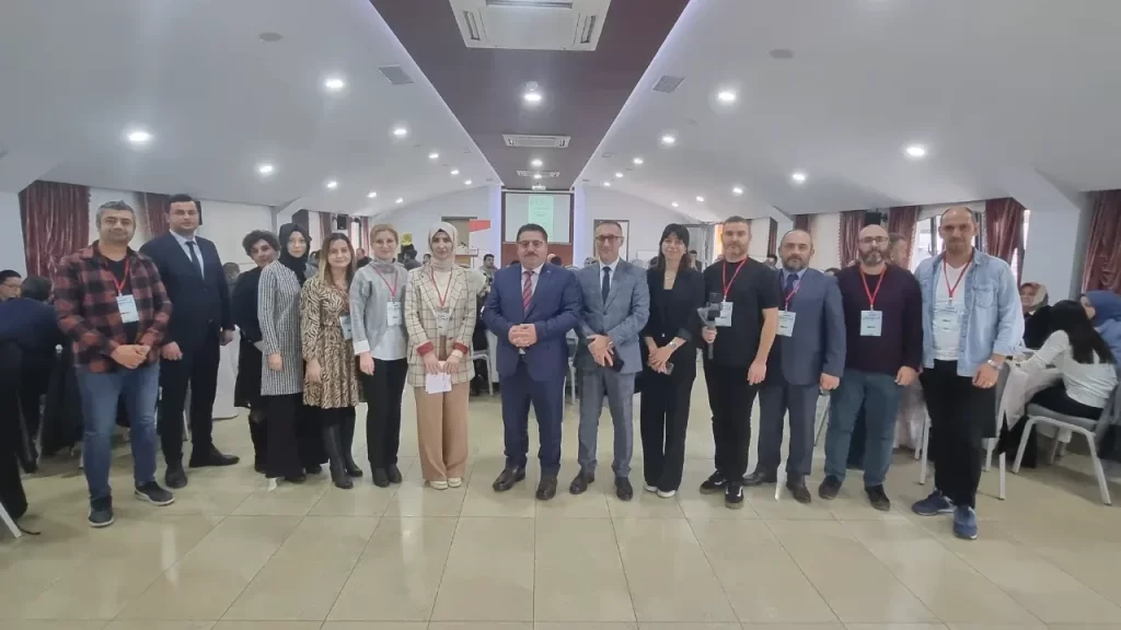 turkiye-yuzyili-maarif-modeli-sakaryada-masaya-yatirildi-1
