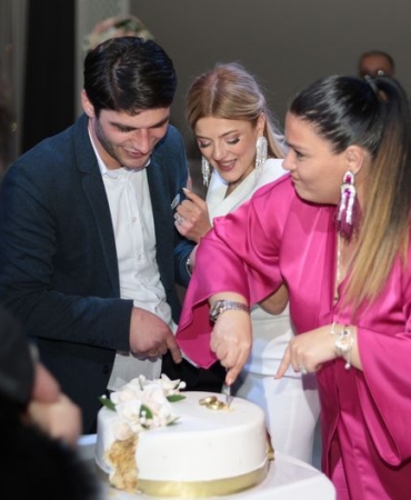 Bolazar-ve-Aykut-Ailelerinin-Mutlu-Gunu-Akyazi8217yi-Costurdu-featured