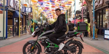 Geyve-Motor-Kazasinda-Yitirilen-Serhat-Sali8217ye-Veda-Etti-featured