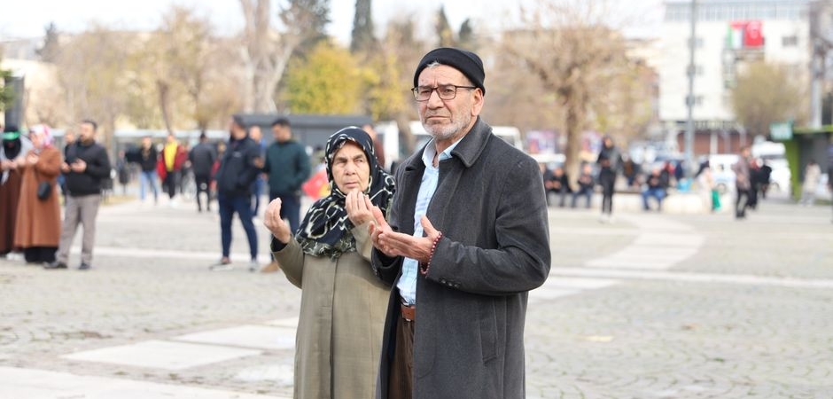 AK-Parti-Geyve-Ilce-Baskani-Turan-Memnuniye-Muhtari8217nin-Mutluluguna-Ortak-Oldu-featured