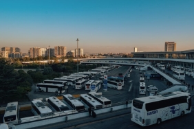 Serdivan8217da-Otobus-Duraklari-Park-Yeri-Degil-Tepkiler-Buyuyor-featured